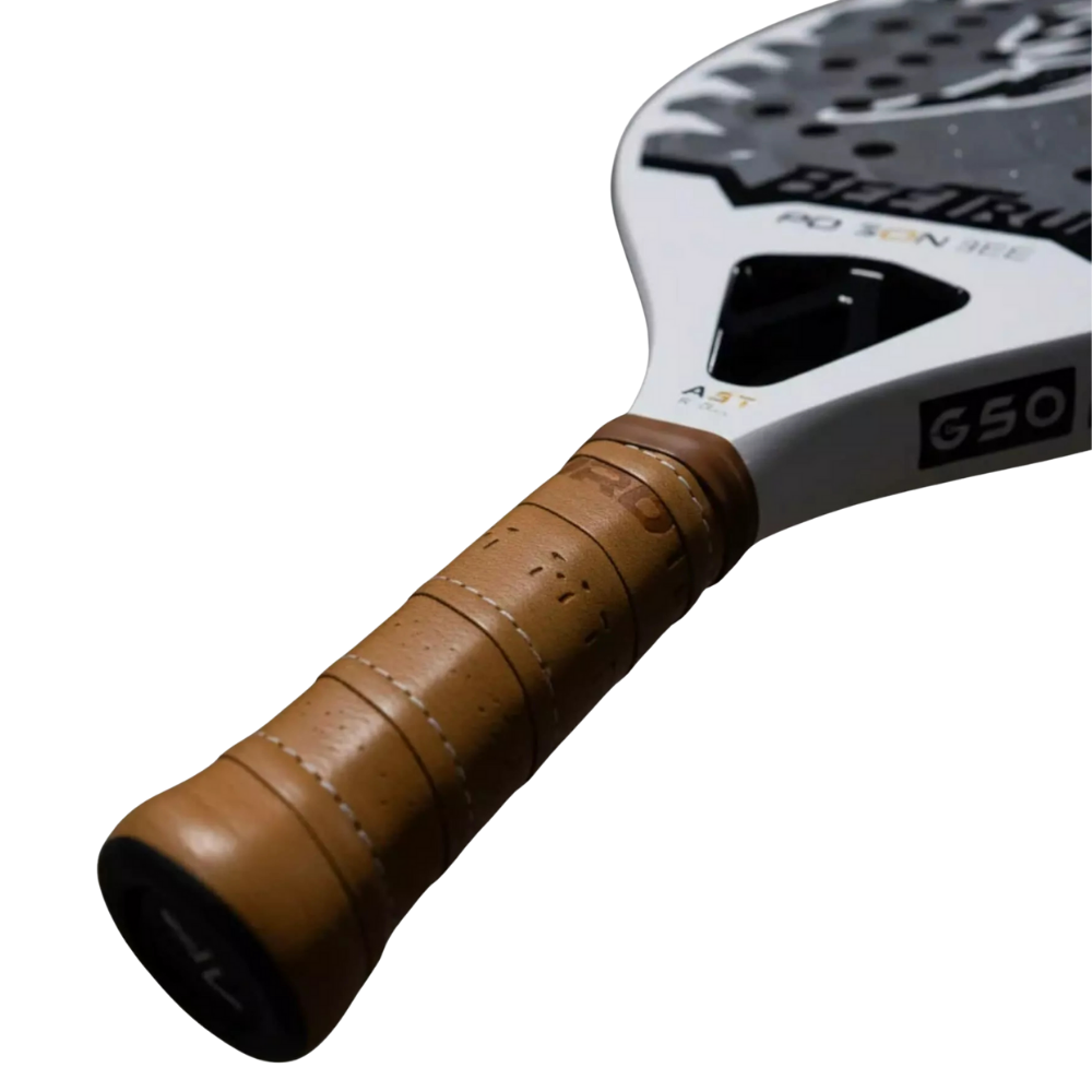 ama sport gigio cariani beach tennis racket close-up of the brown grip