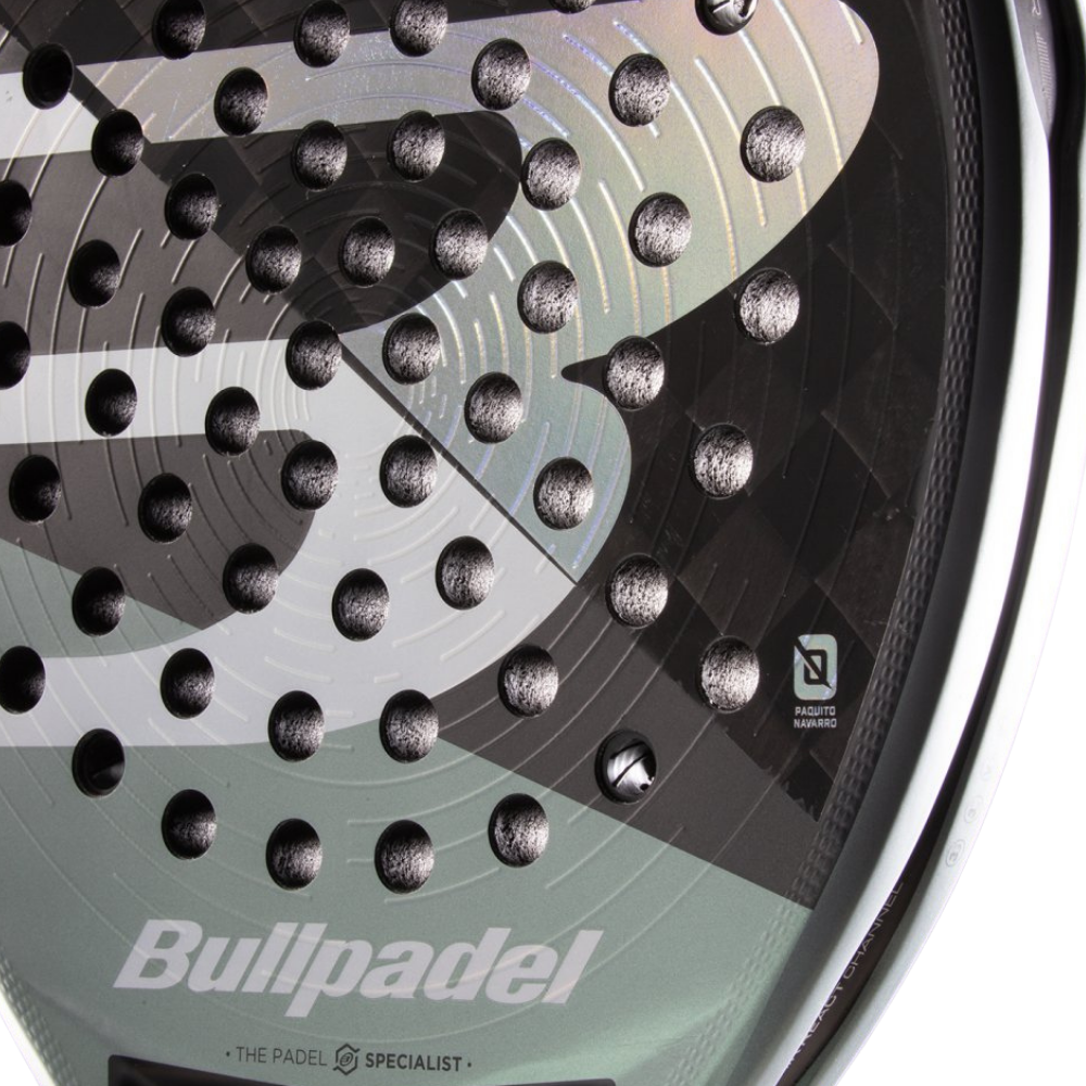 Bullpadel Hack 04 26 carbon surface detail advanced padel racket